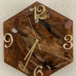horloge forme hexagonale